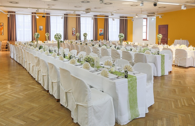 Hochzeiten & Feiern